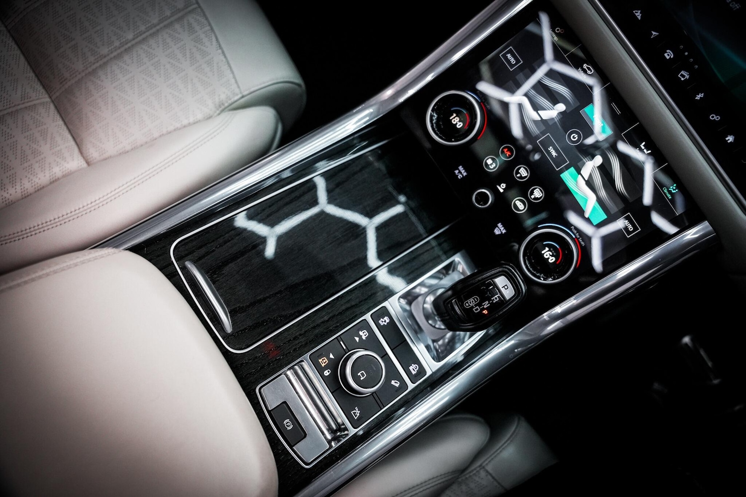 Used Land Rover Range Rover Sport 2018 for sale - 76660382: Photo 8