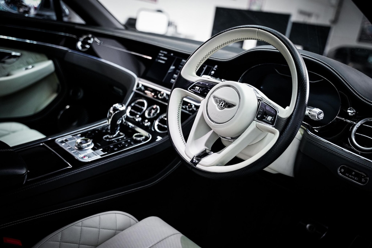 Used Bentley Continental 2019 for sale - 76660429: Photo 19