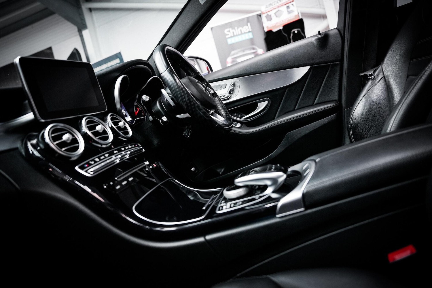 Used Mercedes-Benz C Class 2017 for sale - 78072292: Photo 3