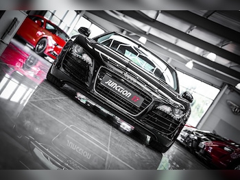 Used Audi R8 2010 for sale - 79337559: Photo