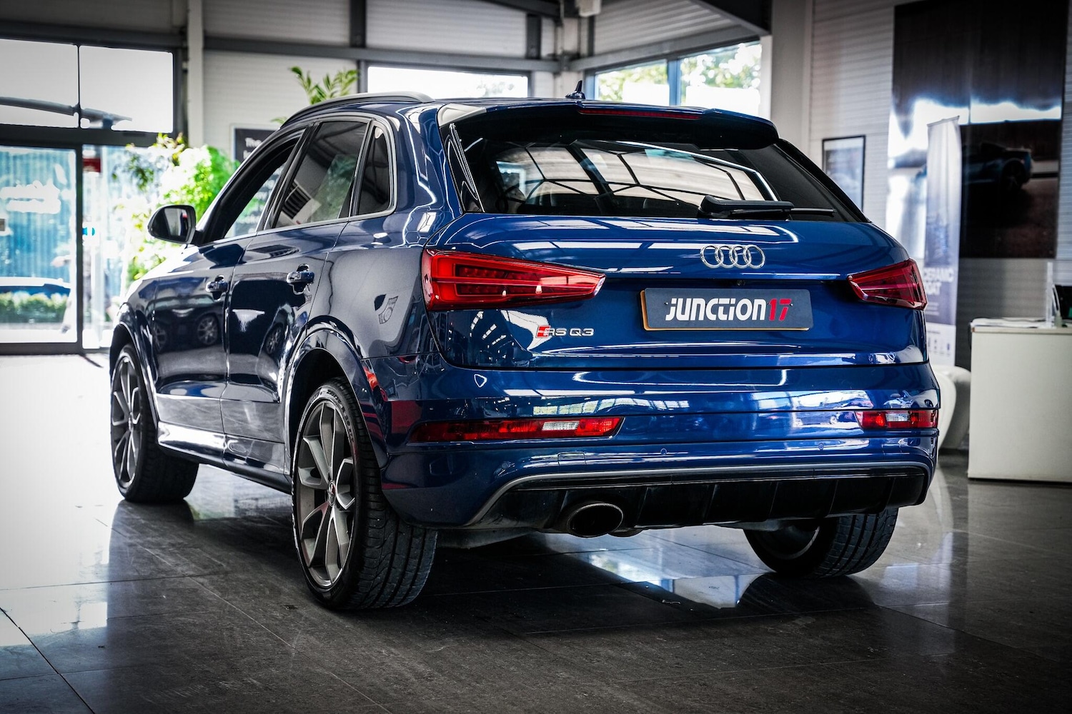 Used Audi RS Q3 2016 for sale - 76660525: Photo 13