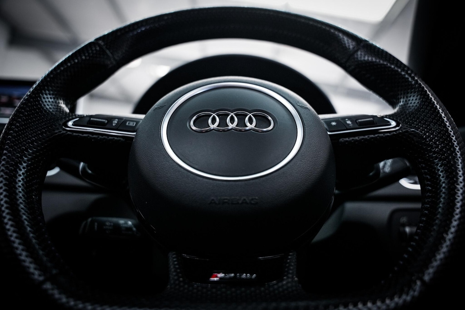 Used Audi RS Q3 2016 for sale - 76660525: Photo 41