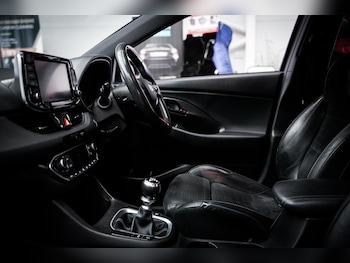 Used Hyundai i30 2018 for sale - 78100631: Photo