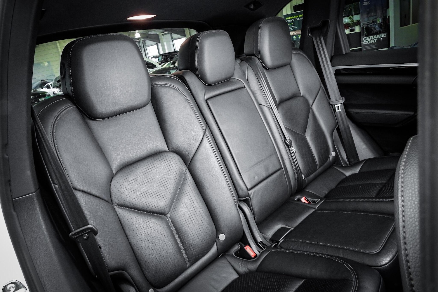 Used Porsche Cayenne 2016 for sale - 76660471: Photo 41