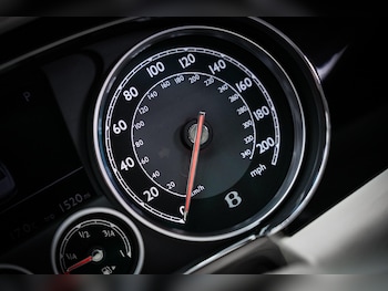 Used Bentley Flying Spur 2014 for sale - 79259799: Photo