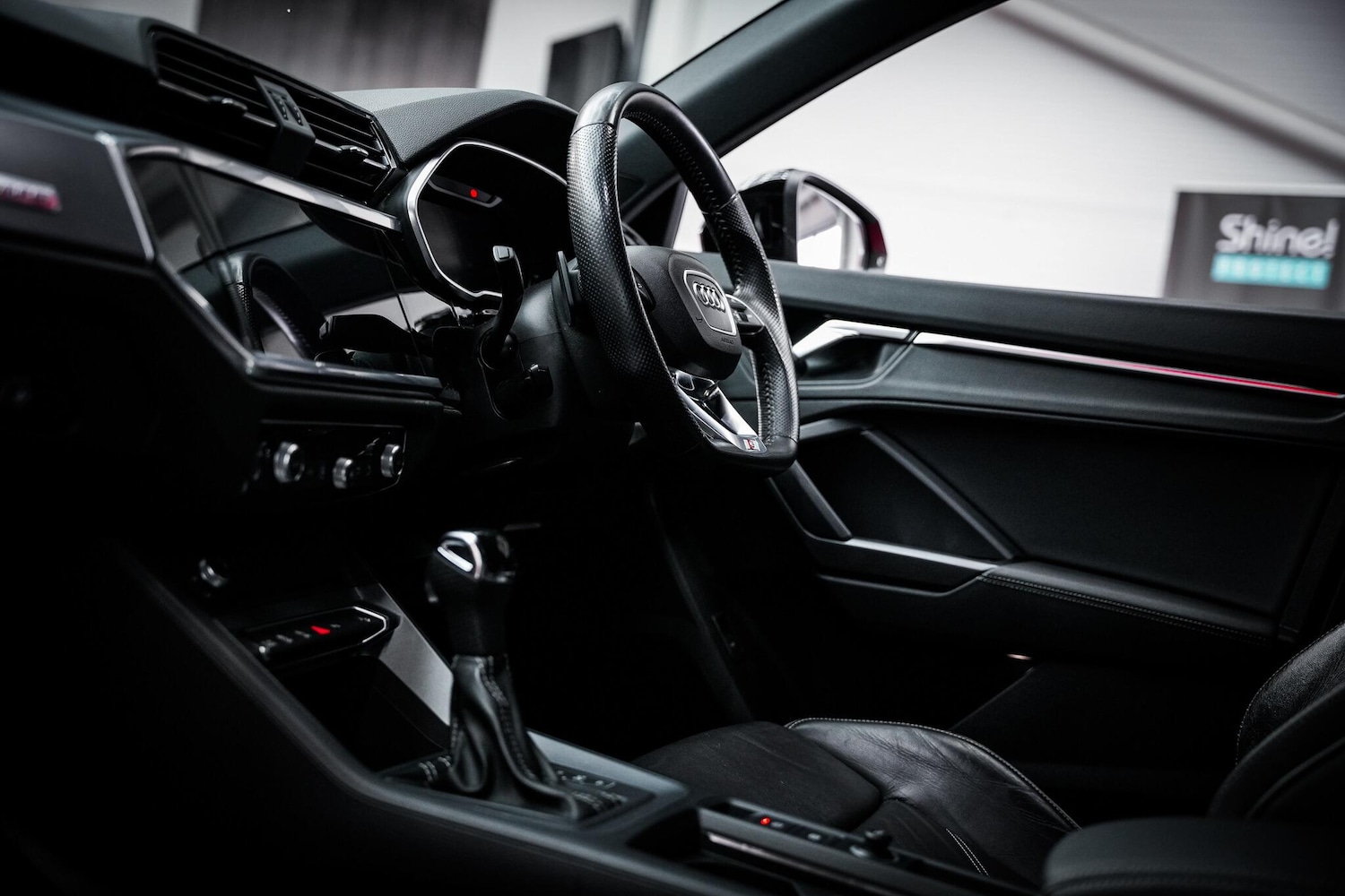 Used Audi Q3 2019 for sale - 76660480: Photo 4