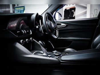 Used Alfa Romeo Giulia 2019 for sale - 78958950: Photo