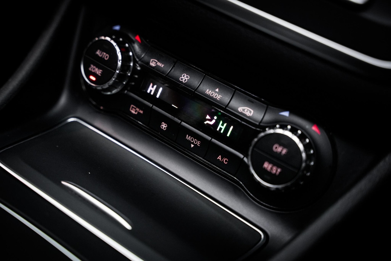 Used Mercedes-Benz CLA 2017 for sale - 76700608: Photo 40