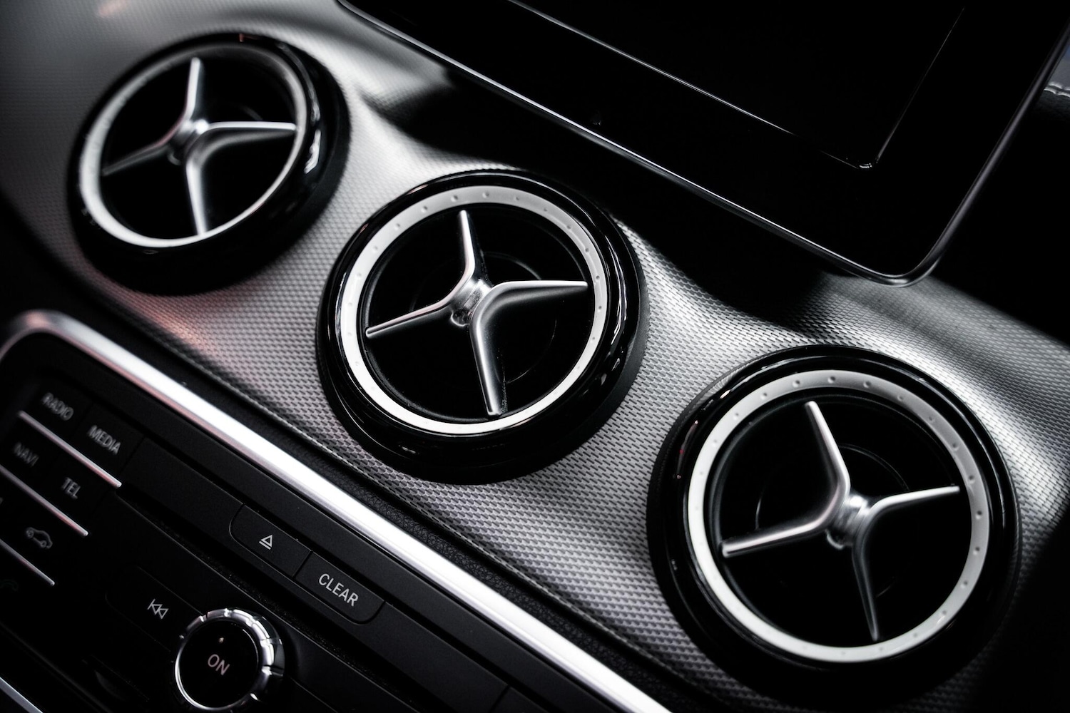 Used Mercedes-Benz CLA 2017 for sale - 76700608: Photo 42