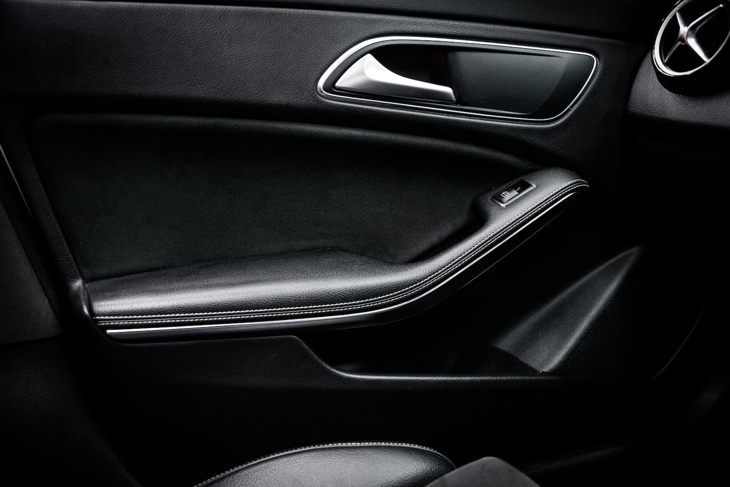 Used Mercedes-Benz CLA 2017 for sale - 76700608: Photo 46