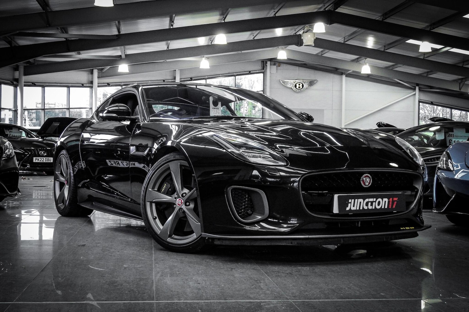 Used Jaguar F-Type 2017 for sale - 76660442: Photo 1