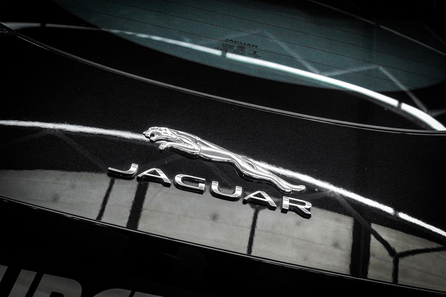 Used Jaguar F-Type 2017 for sale - 76660442: Photo 13