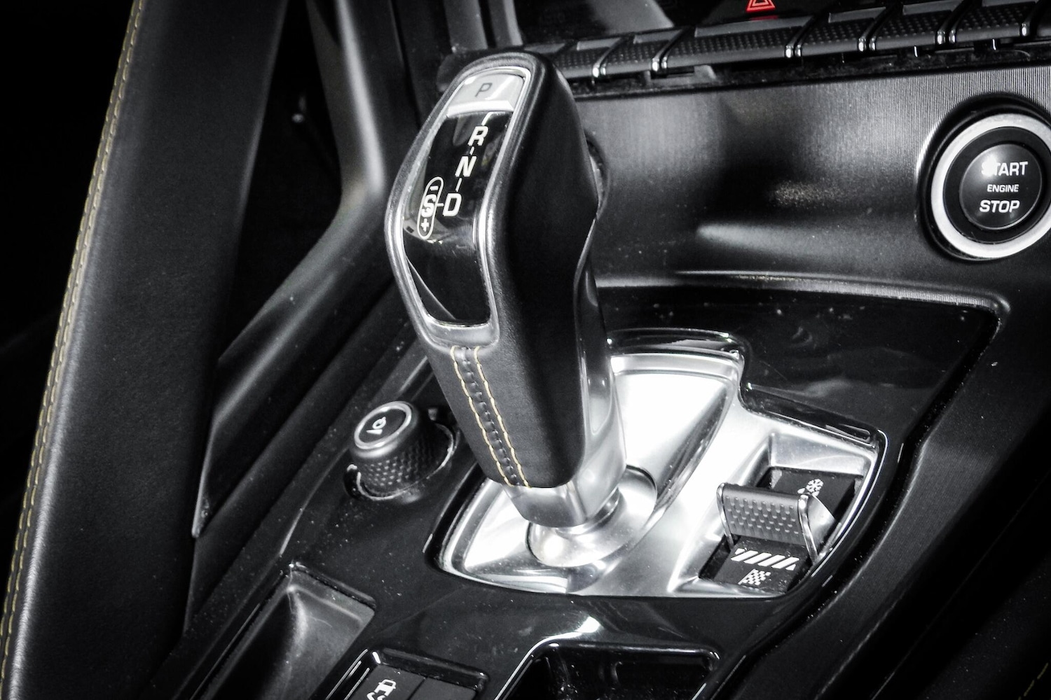 Used Jaguar F-Type 2017 for sale - 76660442: Photo 25