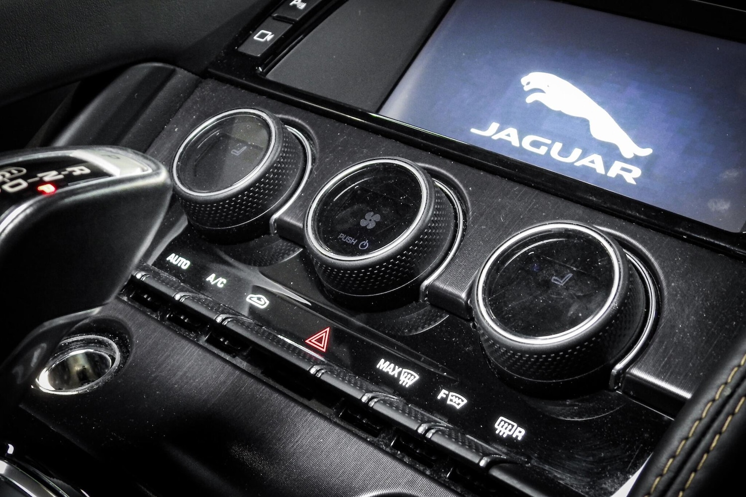 Used Jaguar F-Type 2017 for sale - 76660442: Photo 27