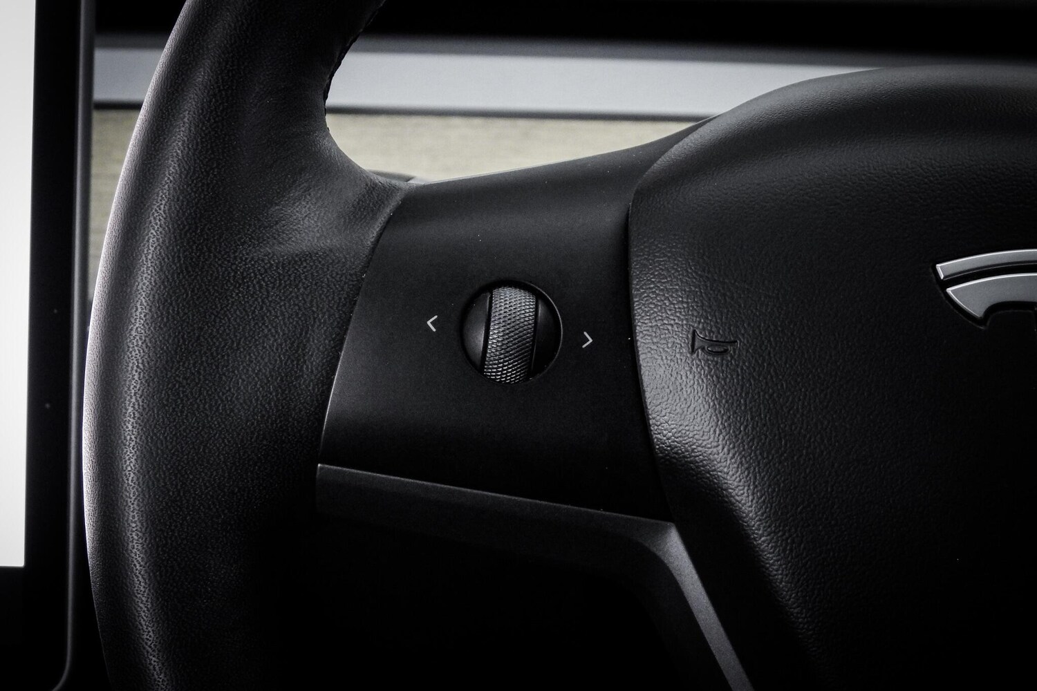 Used Tesla Model 3 2021 for sale - 76657602: Photo 27