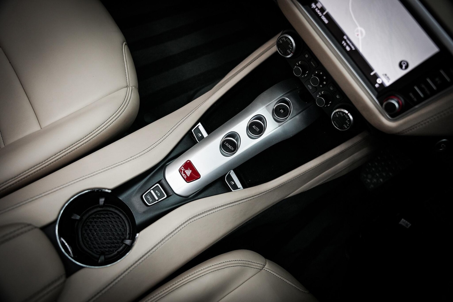 Used Ferrari California 2014 for sale - 76657209: Photo 9