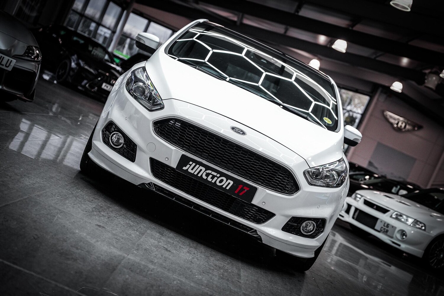 Used Ford S-Max 2019 for sale - 76823486: Photo 4