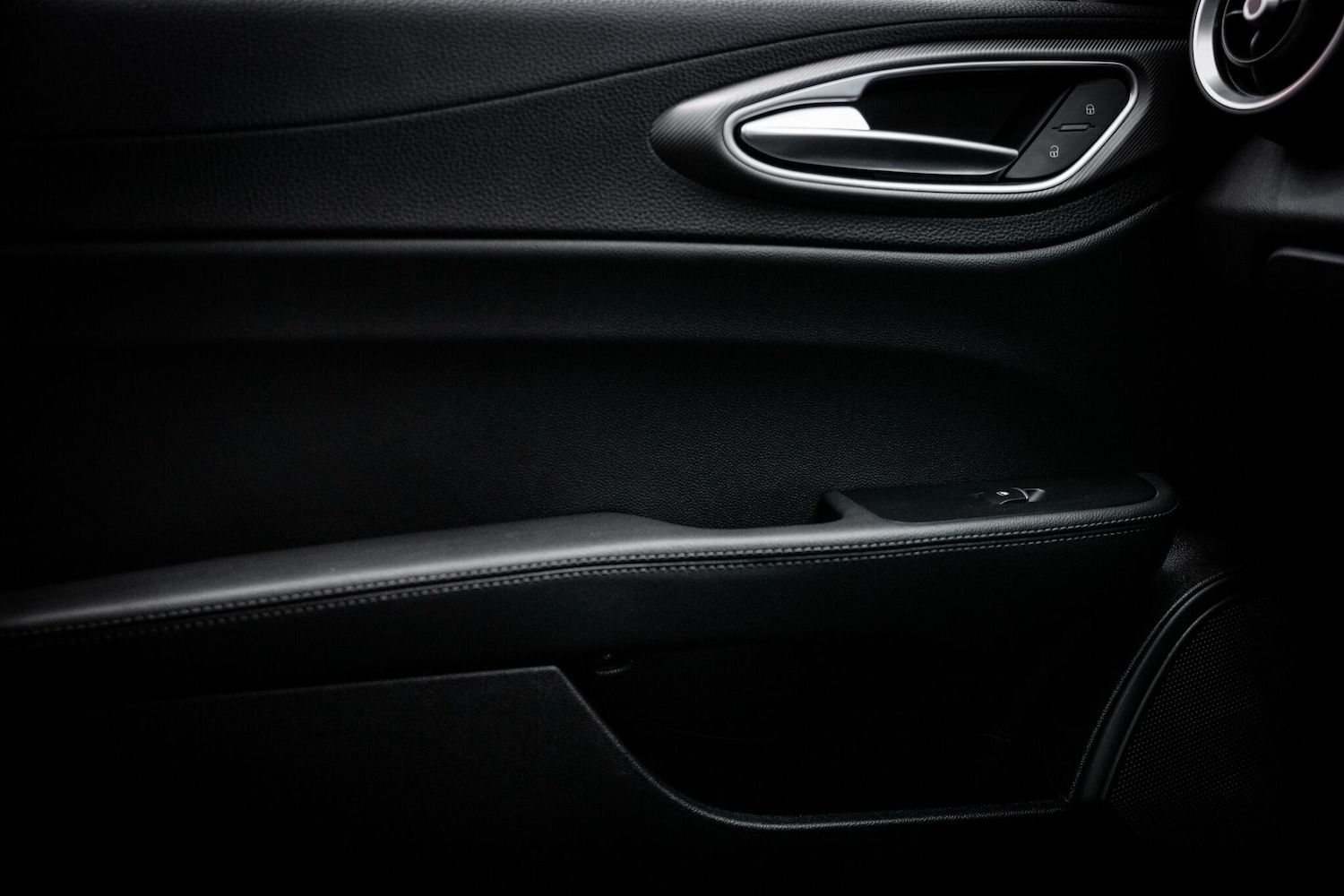 Used Alfa Romeo Giulia 2018 for sale - 76660501: Photo 48