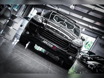 Used Porsche Cayenne 2014 for sale - 78923381: Photo