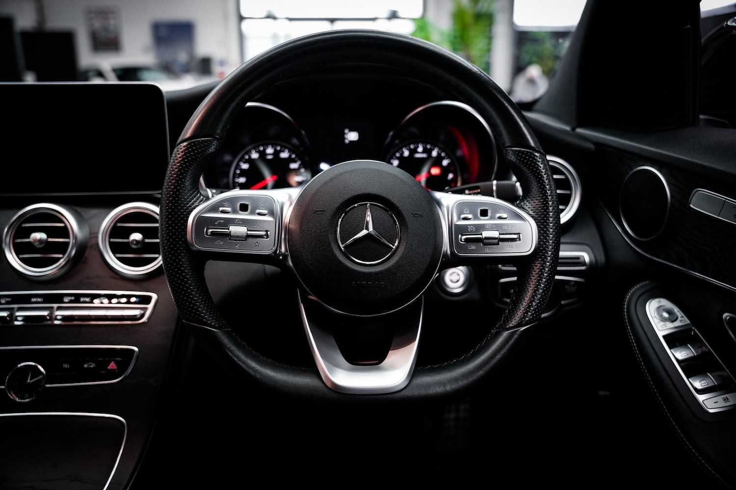 Used Mercedes-Benz C Class 2019 for sale - 76700650: Photo 19