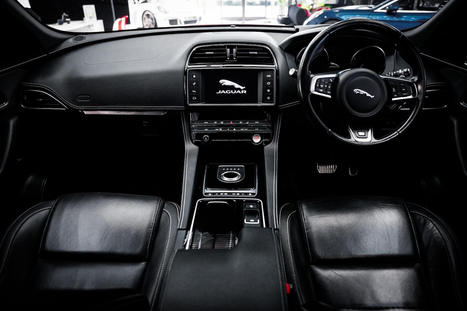 Used Jaguar F-Pace 2017 for sale - 77090792: Photo 21