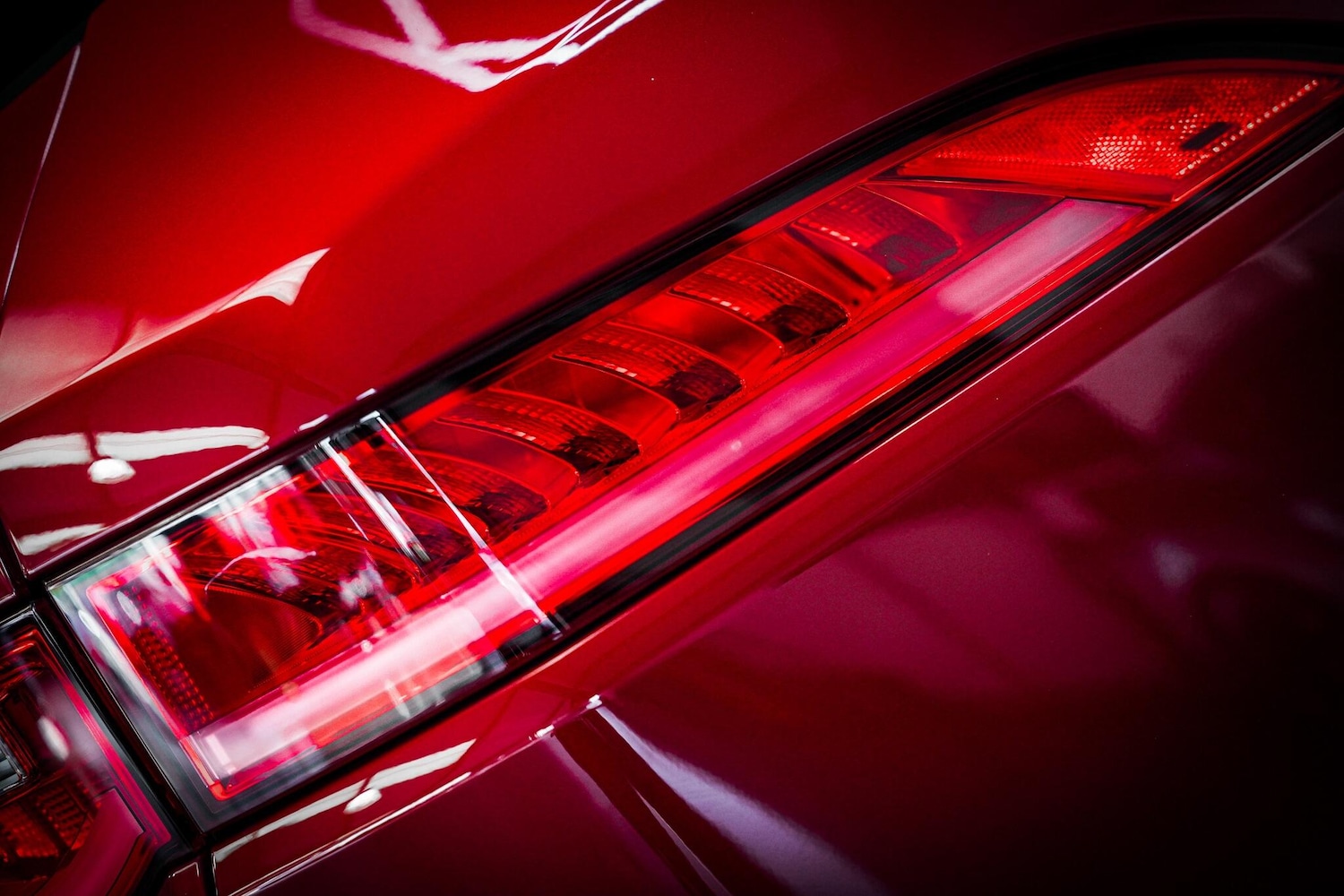 Used Jaguar F-Pace 2017 for sale - 77090792: Photo 40