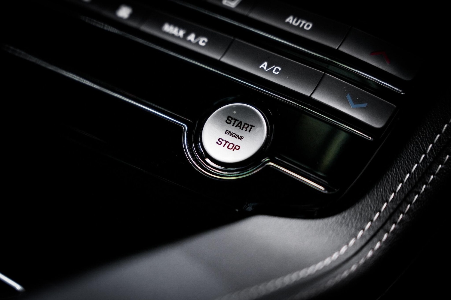 Used Jaguar F-Pace 2017 for sale - 77090792: Photo 44