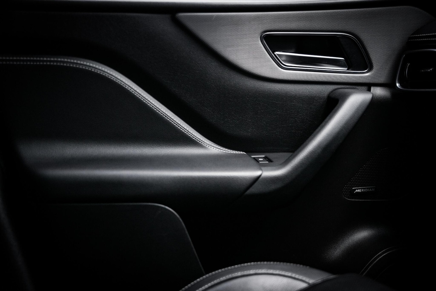 Used Jaguar F-Pace 2017 for sale - 77090792: Photo 49