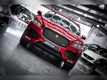 Used Jaguar F-Pace 2017 for sale - 77090792: Photo