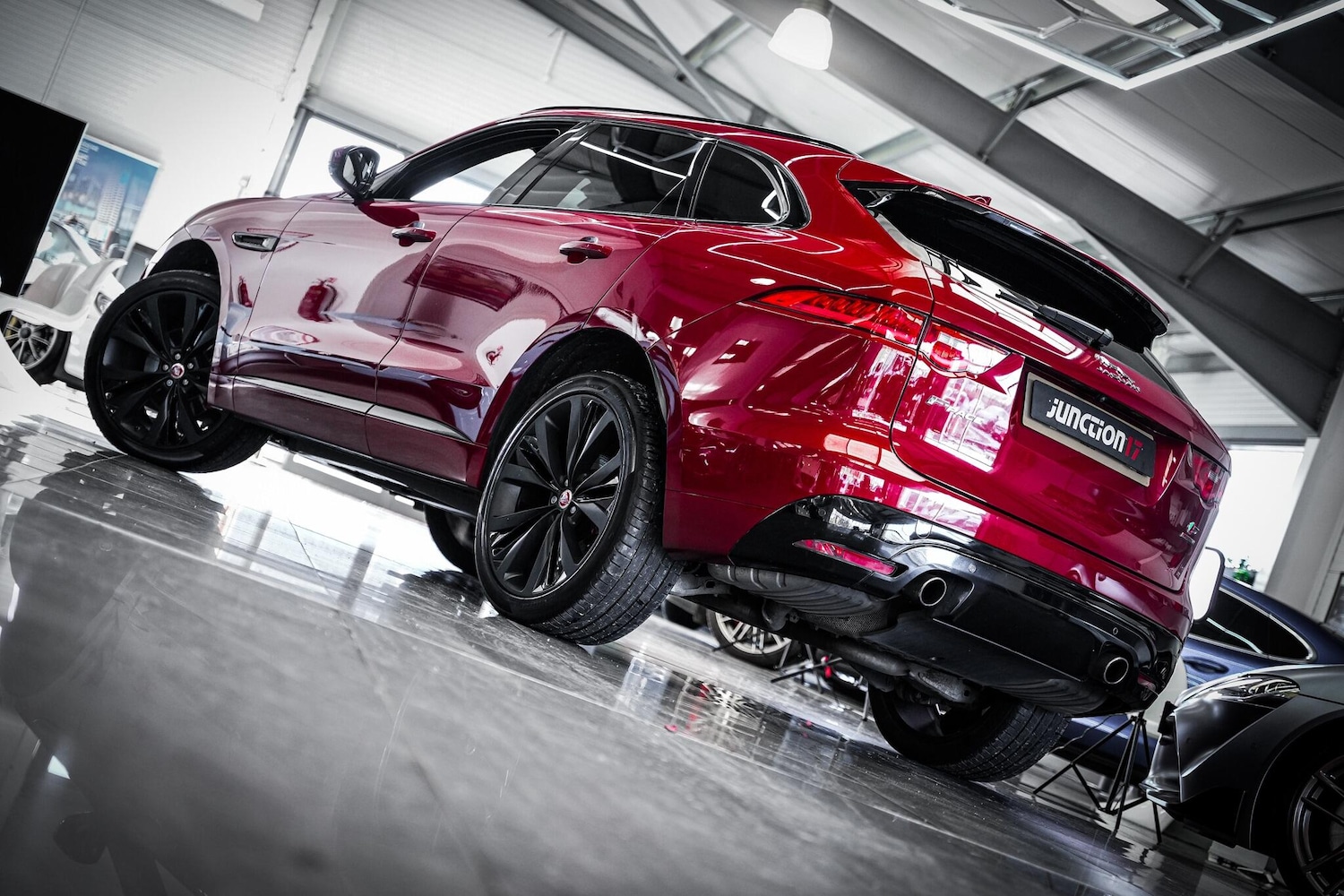 Used Jaguar F-Pace 2017 for sale - 77090792: Photo 6