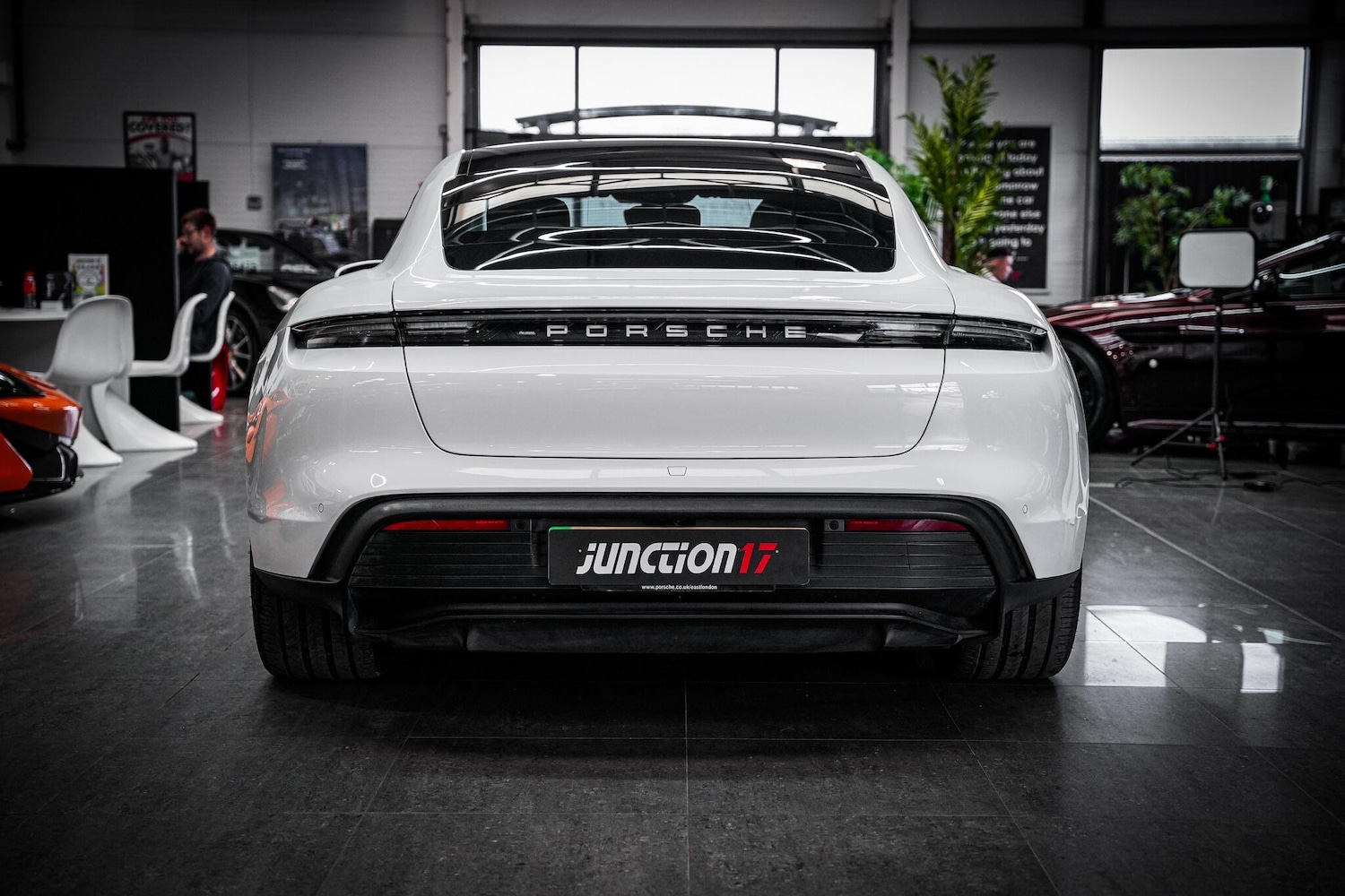 Used Porsche Taycan 2021 for sale - 76657901: Photo 16