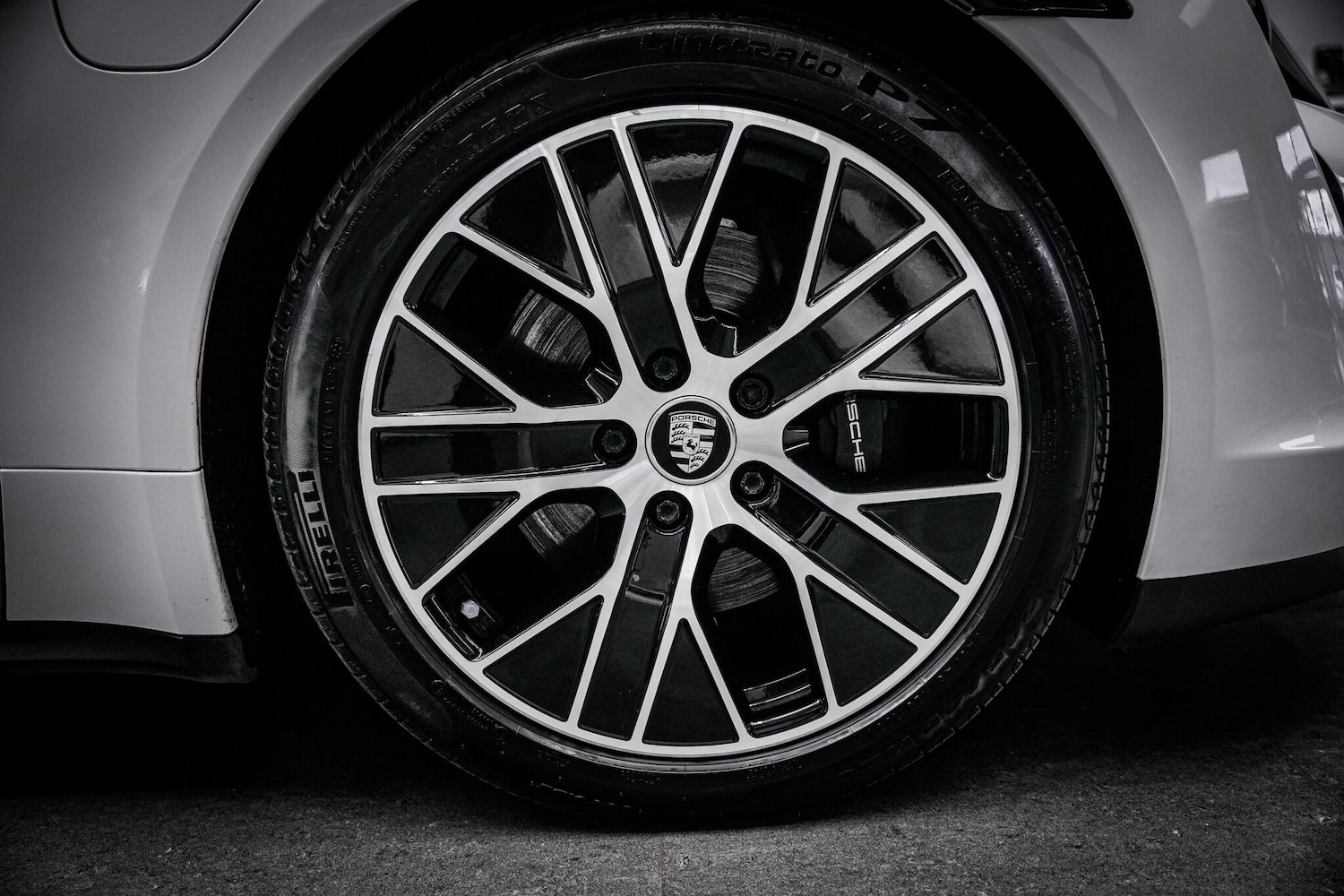 Used Porsche Taycan 2021 for sale - 76657901: Photo 37