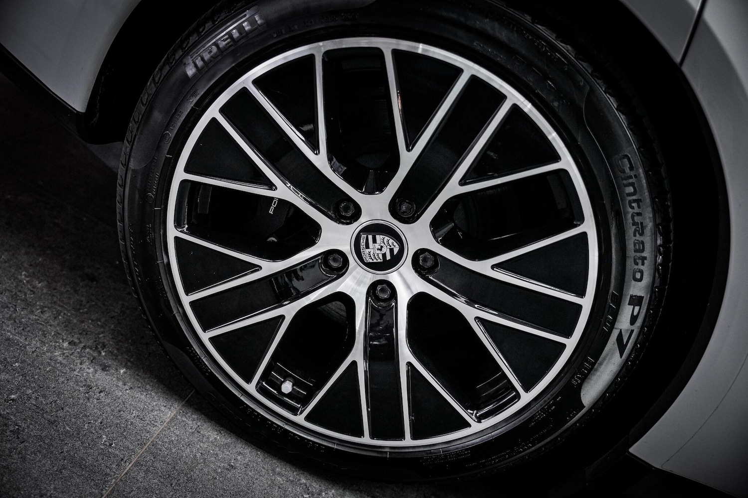 Used Porsche Taycan 2021 for sale - 76657901: Photo 38