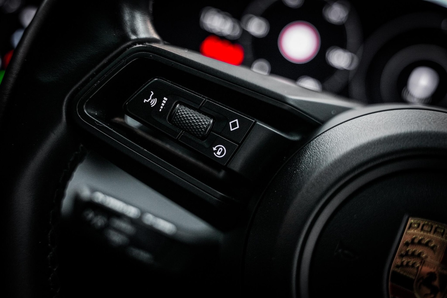 Used Porsche Taycan 2021 for sale - 76657901: Photo 48