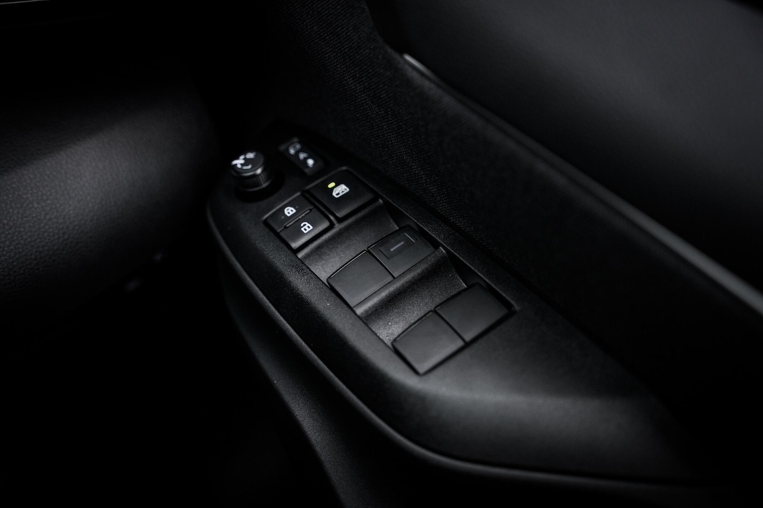 Used Mazda Mazda2 HYBRID 2025 for sale - 76660451: Photo 48