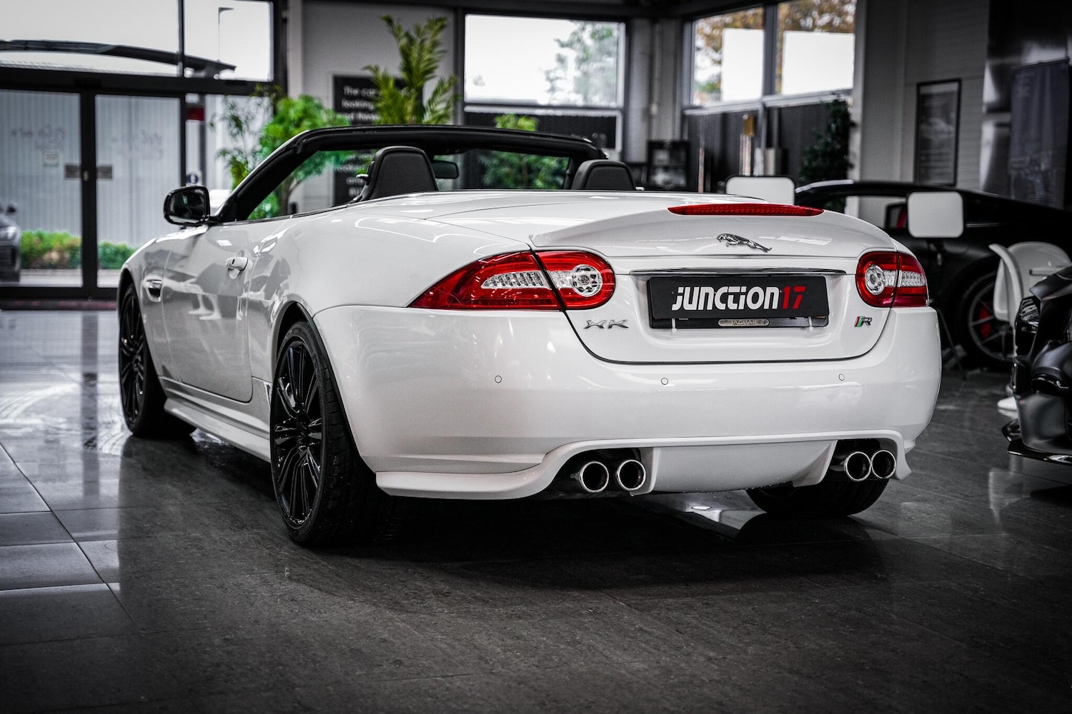 Used Jaguar XK 2012 for sale - 76660449: Photo 15