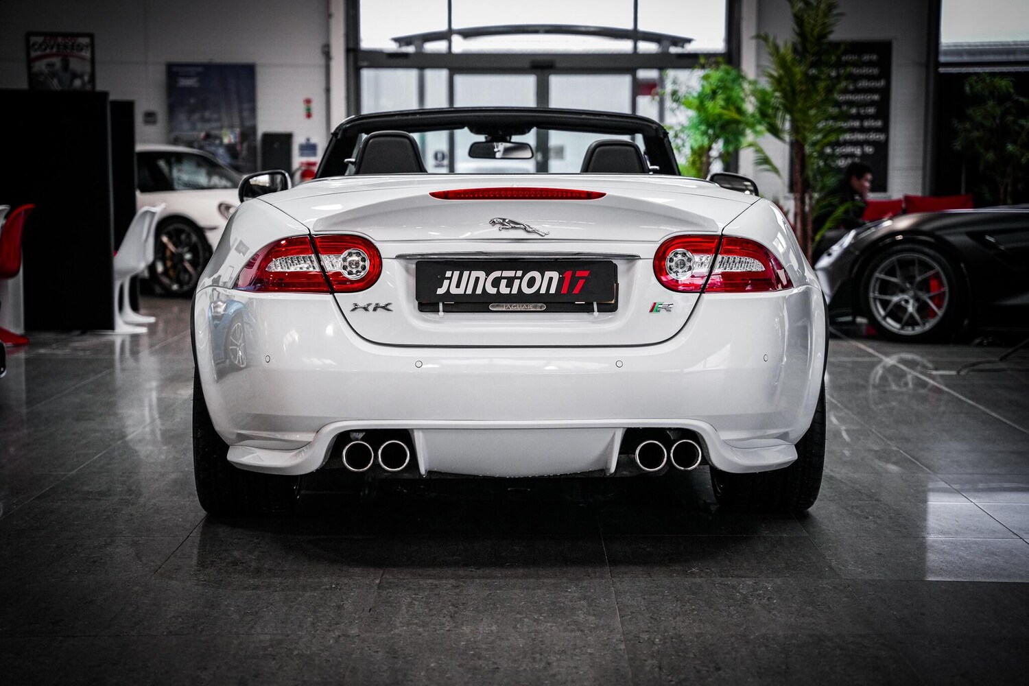 Used Jaguar XK 2012 for sale - 76660449: Photo 16