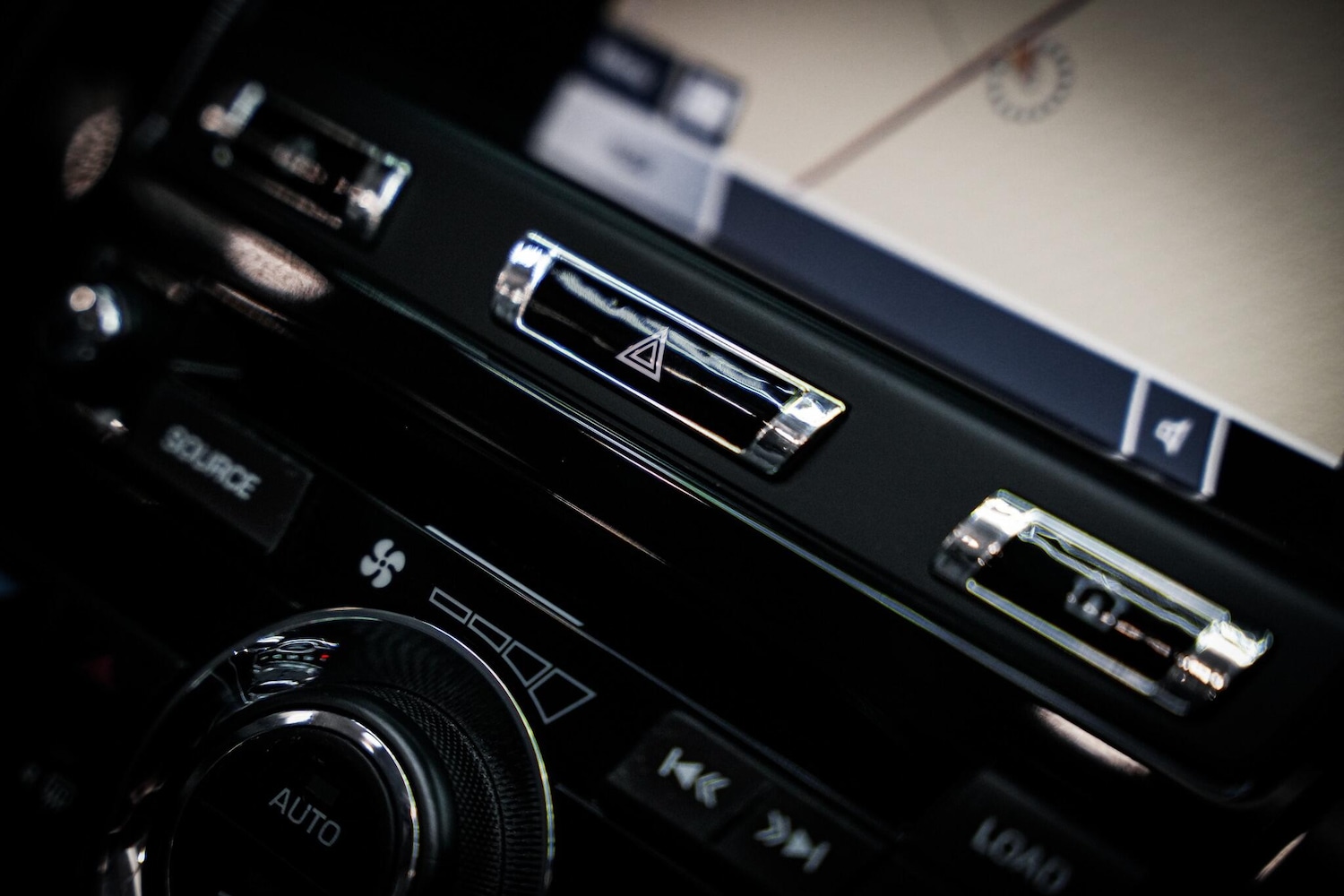 Used Jaguar XK 2012 for sale - 76660449: Photo 46