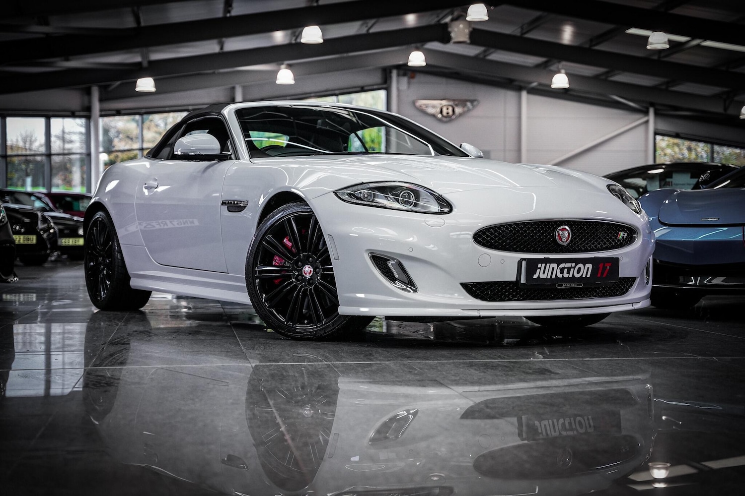 Used Jaguar XK 2012 for sale - 76660449: Photo 6