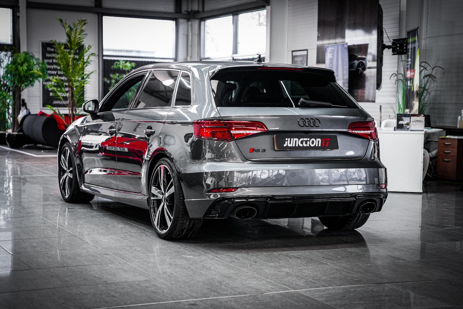 Used Audi RS3 2019 for sale - 77455965: Photo 13