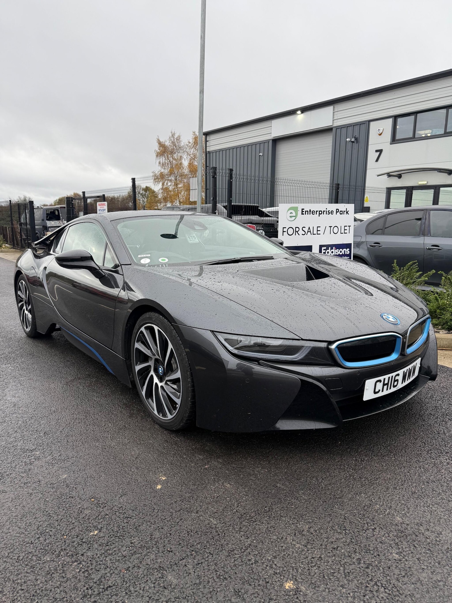 Used BMW i8 2016 for sale - 76727131: Photo 1