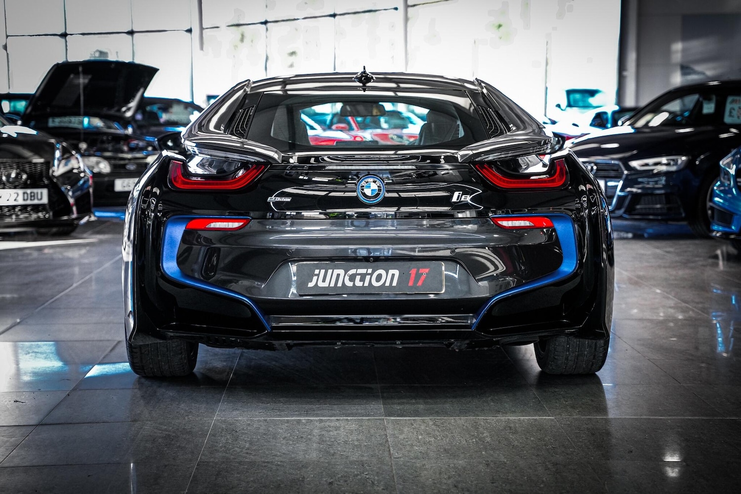 Used BMW i8 2016 for sale - 76727131: Photo 12