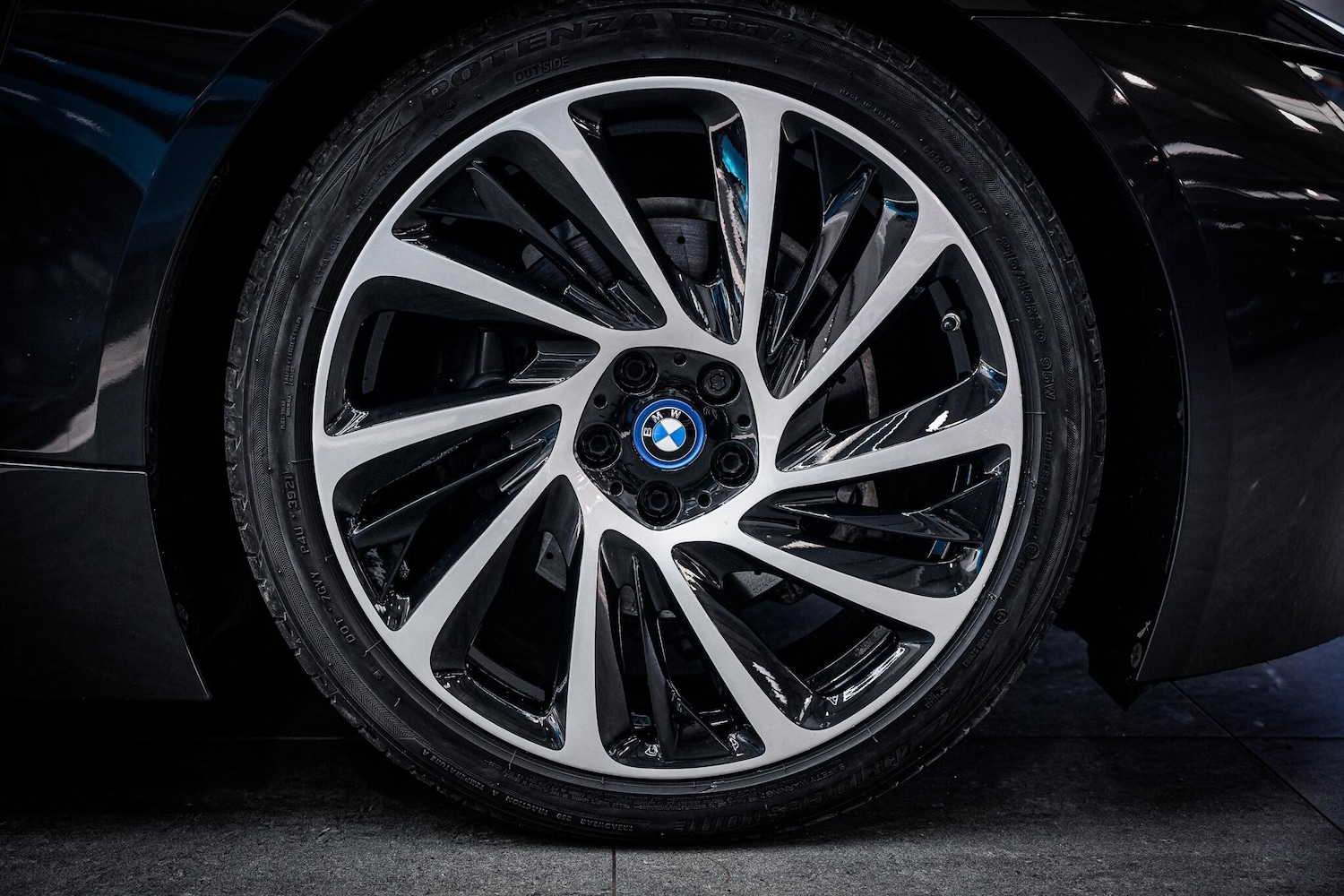 Used BMW i8 2016 for sale - 76727131: Photo 23