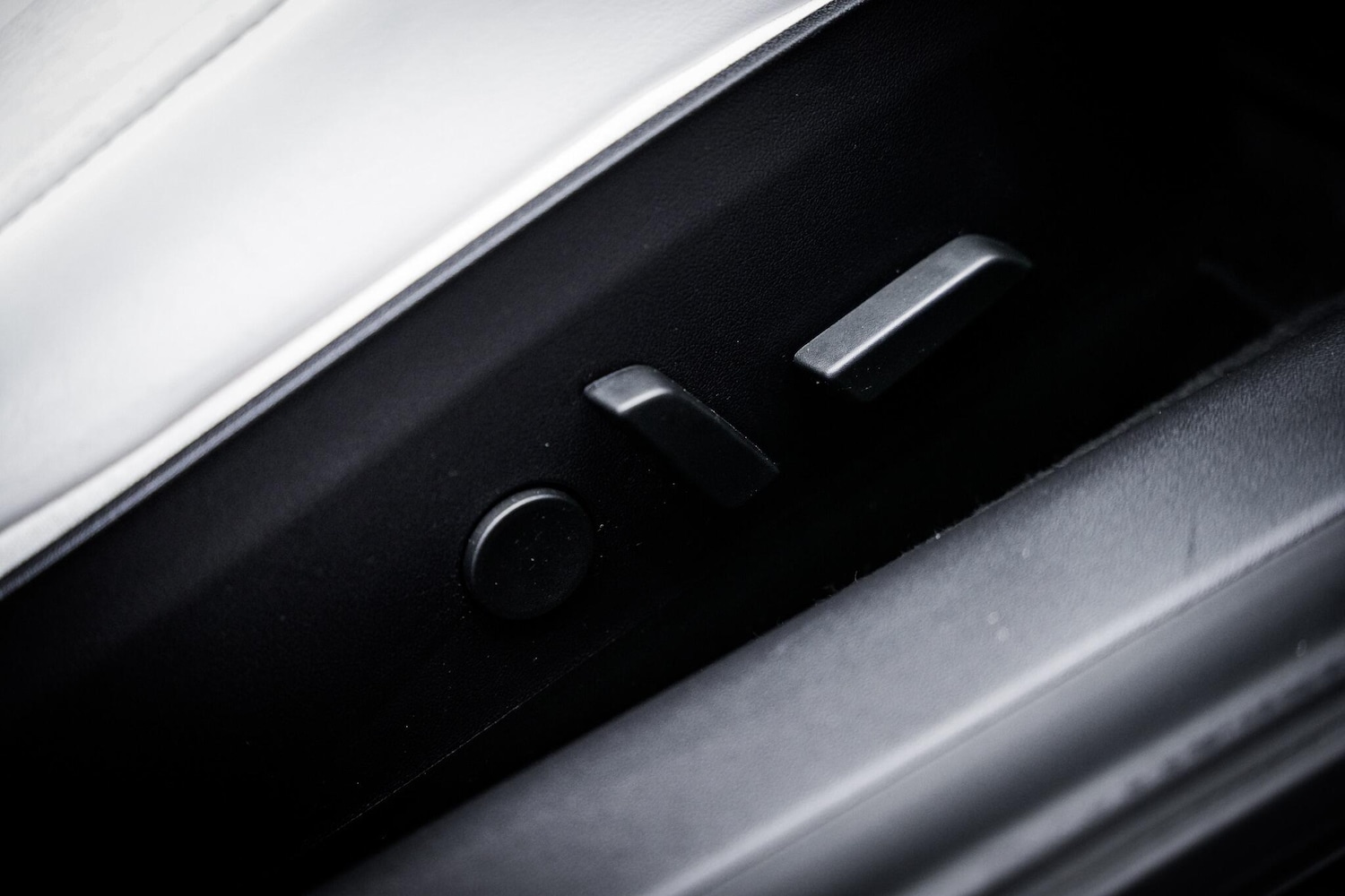 Used Tesla Model 3 2019 for sale - 77290943: Photo 45