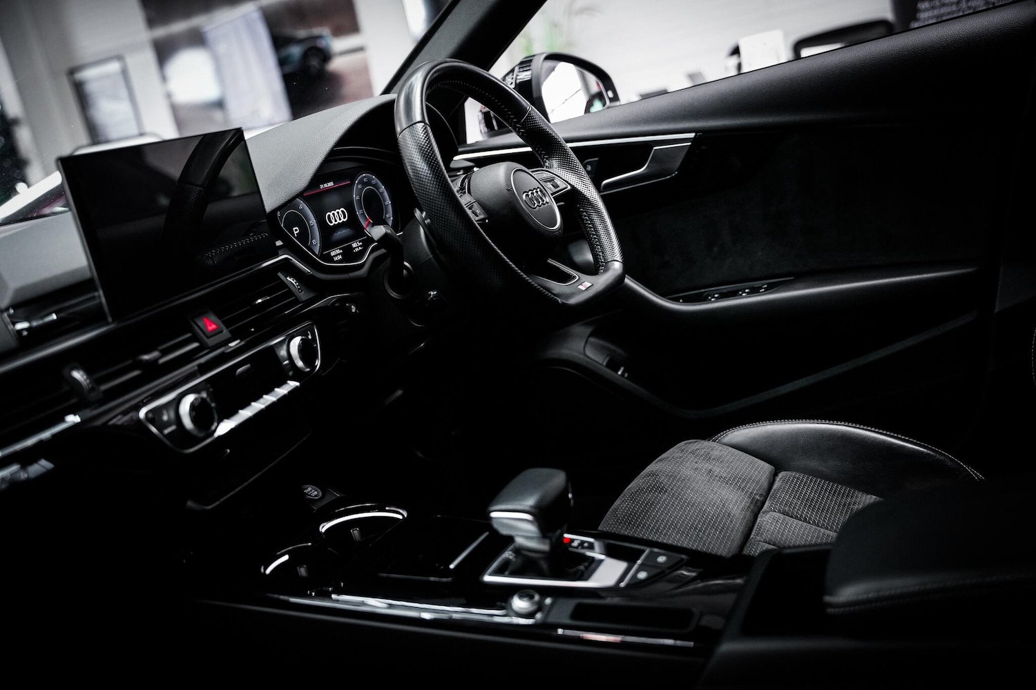 Used Audi A4 2019 for sale - 76660432: Photo 3