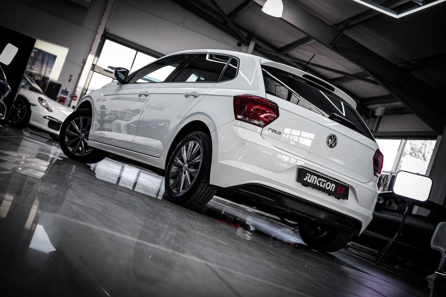 Used Volkswagen Polo 2018 for sale - 76689737: Photo 6