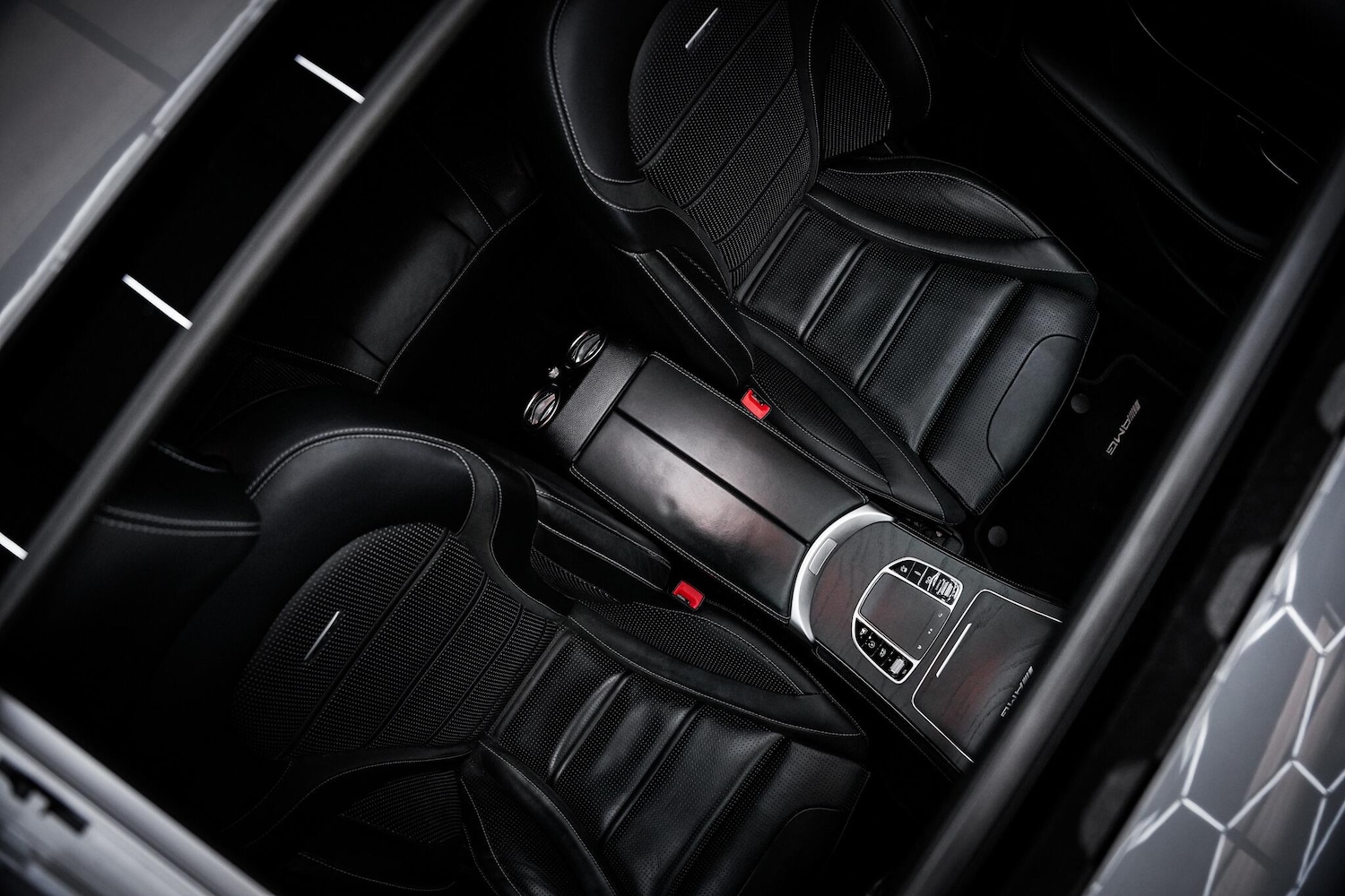 Used Mercedes-Benz GLC 2019 for sale - 76689176: Photo 3