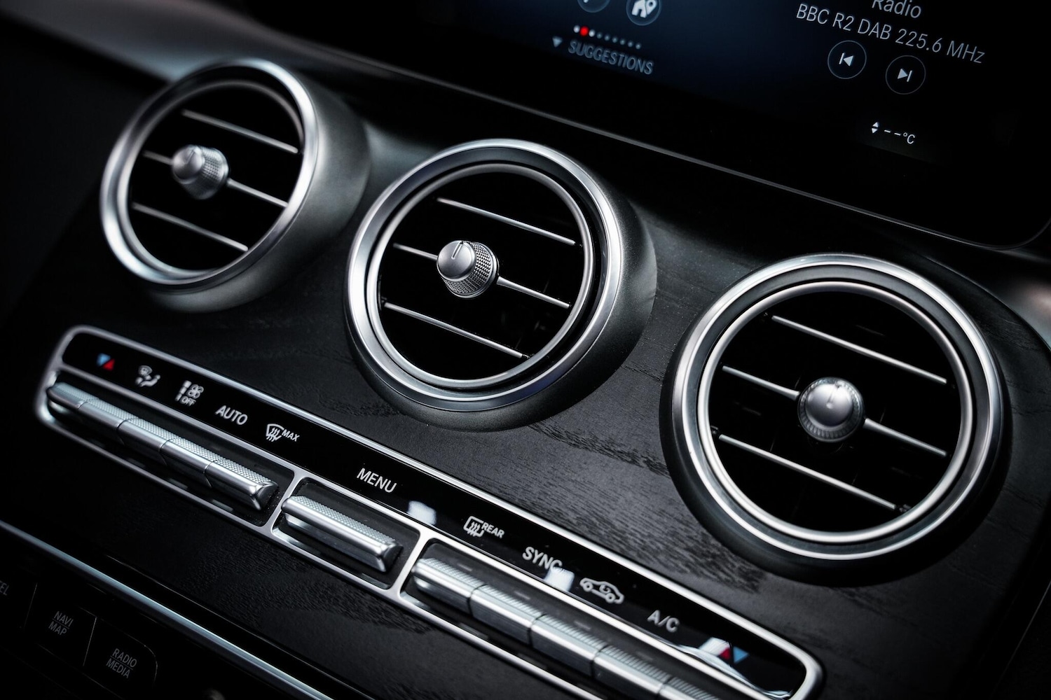 Used Mercedes-Benz GLC 2019 for sale - 76689176: Photo 46