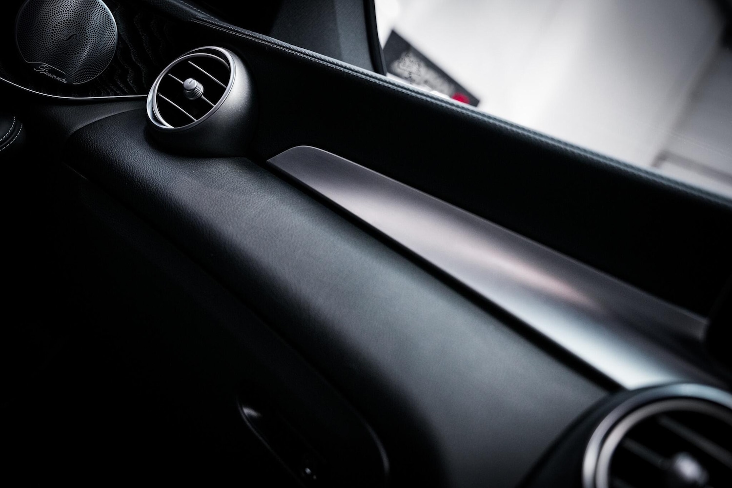 Used Mercedes-Benz GLC 2019 for sale - 76689176: Photo 50