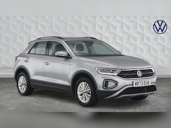 Used Volkswagen T-Roc 2023 for sale - 75371617: Photo